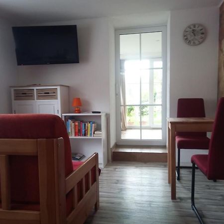 Festung Maercz Apartment เพียร์นา ภายนอก รูปภาพ