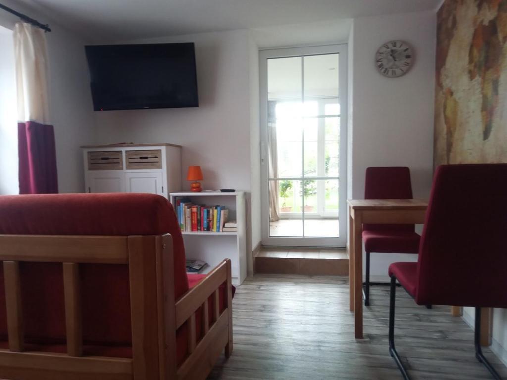 Festung Maercz Apartment เพียร์นา ภายนอก รูปภาพ